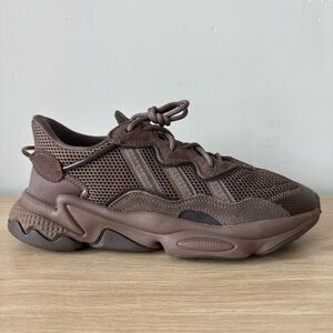 Adidas | Ozweego in Earth Strata Dark Brown Sneakers